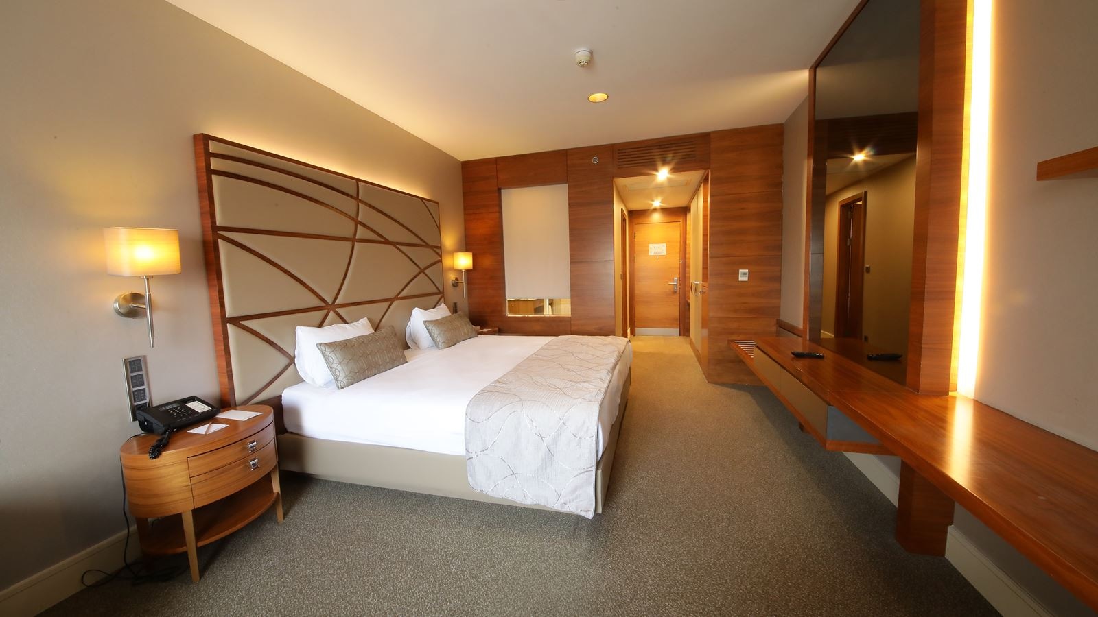 rooms-single-partial-sea-view