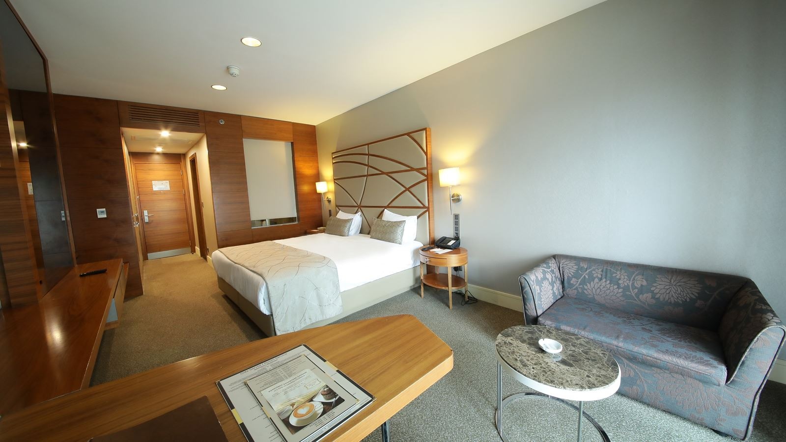 rooms-single-partial-sea-view