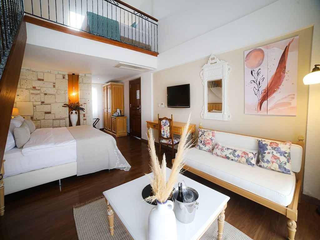 rooms-family-loft-suite