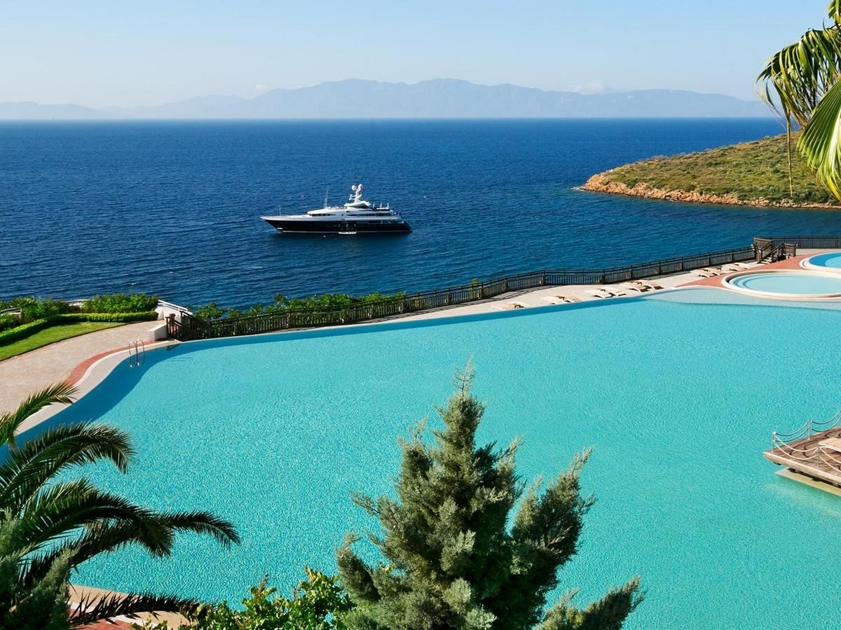 pools-outdoor-pool