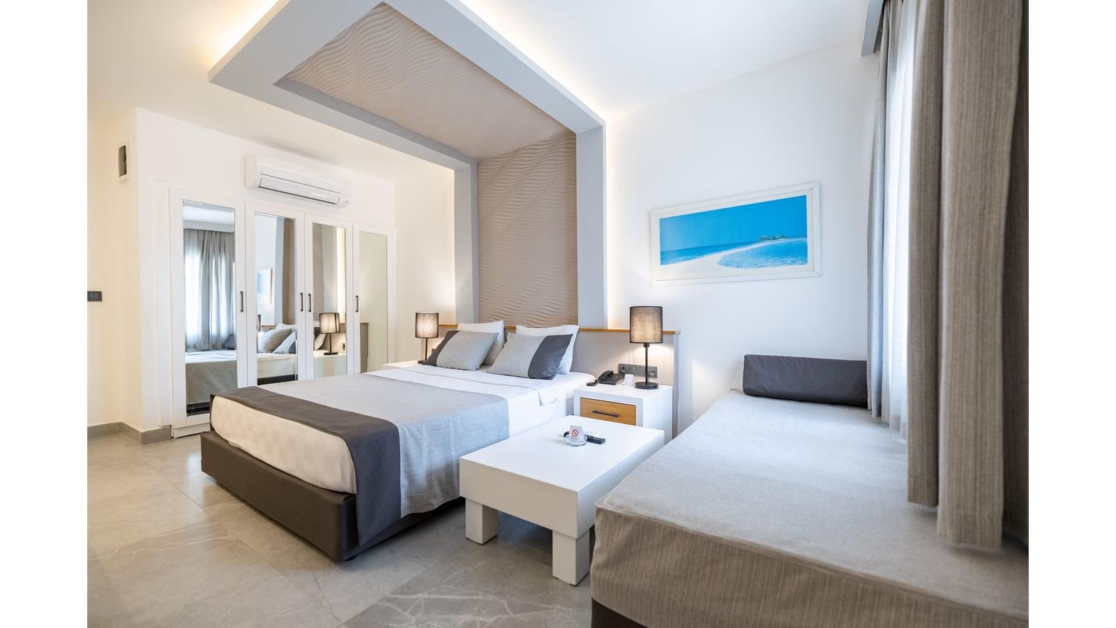rooms-family-room