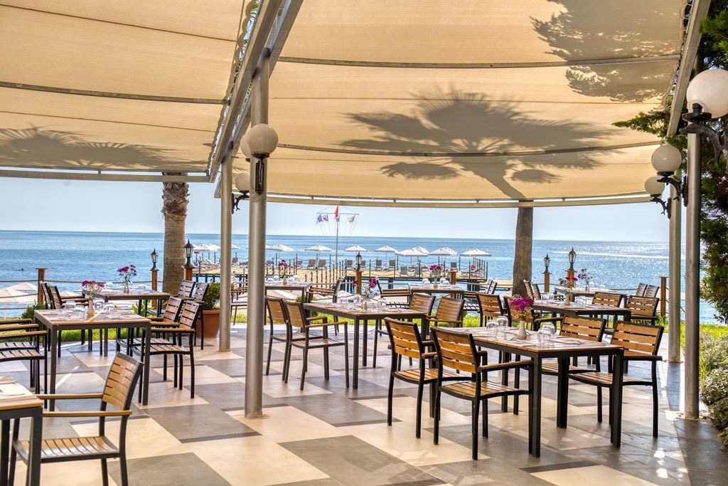 restaurants-sea-side-snack