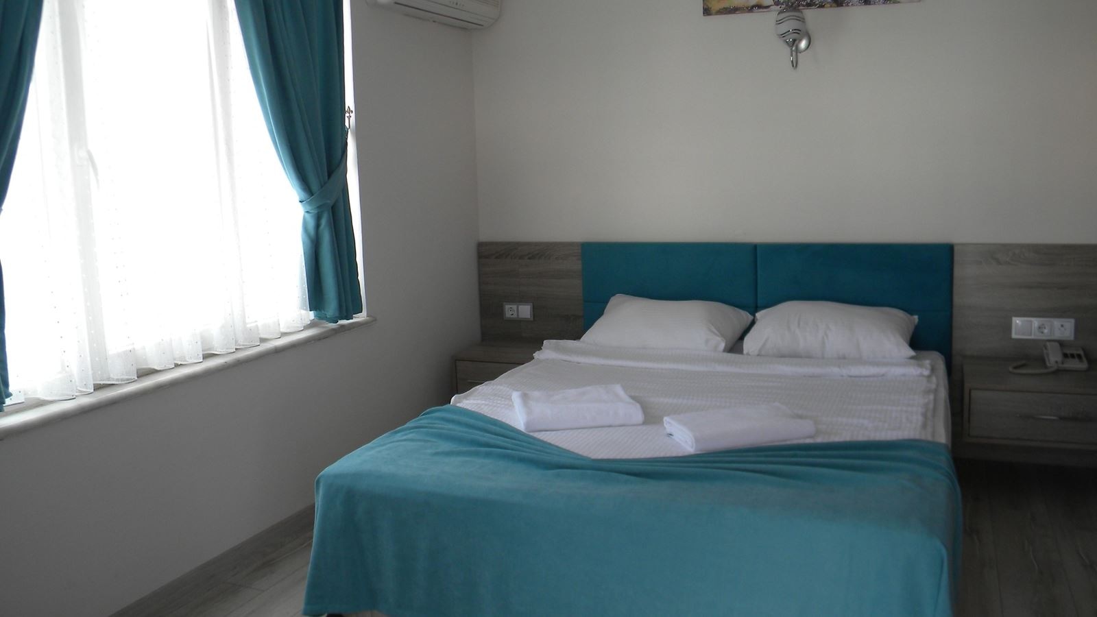 rooms-standard-room
