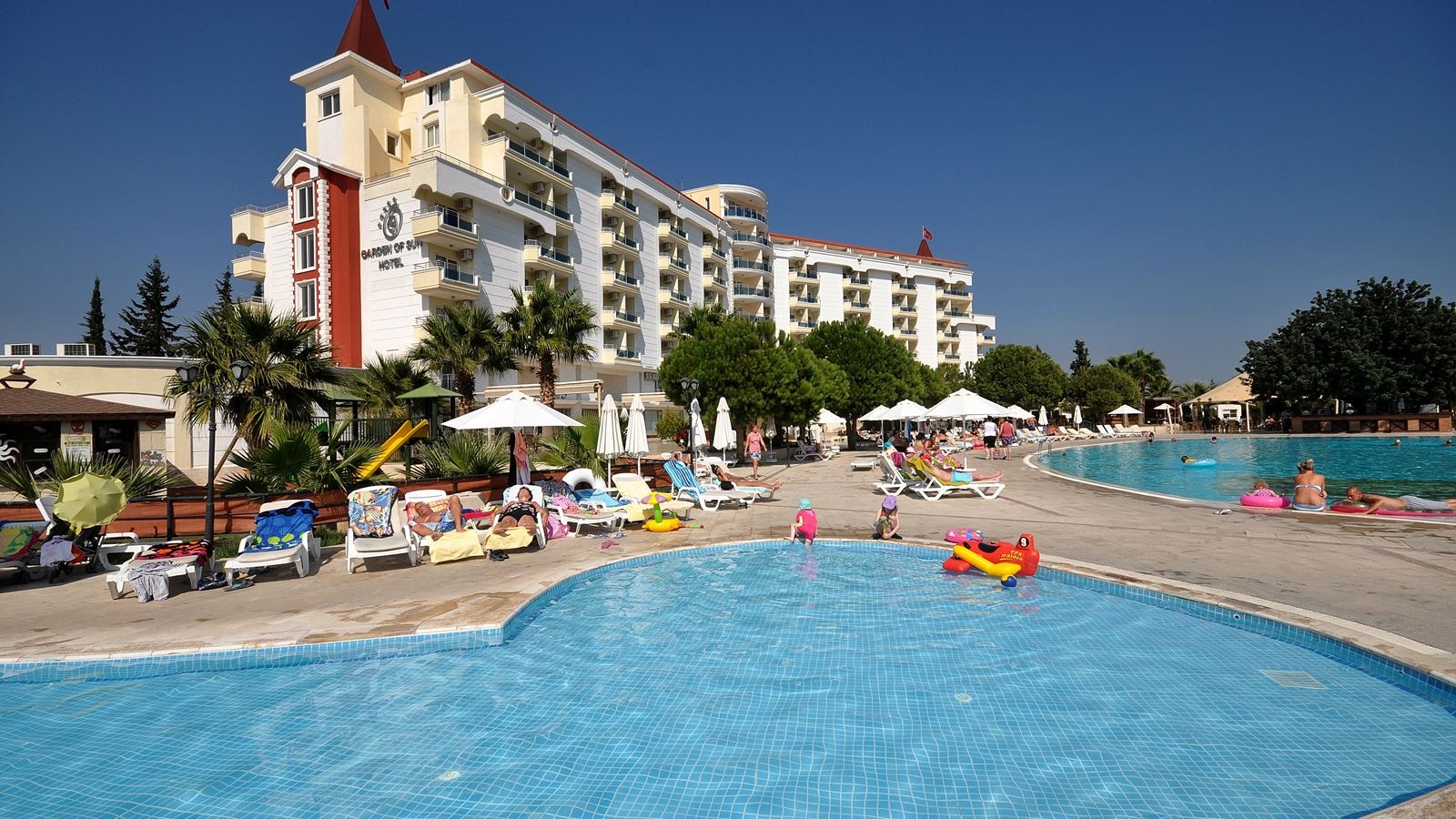 pools-outdoor-childrens-pool