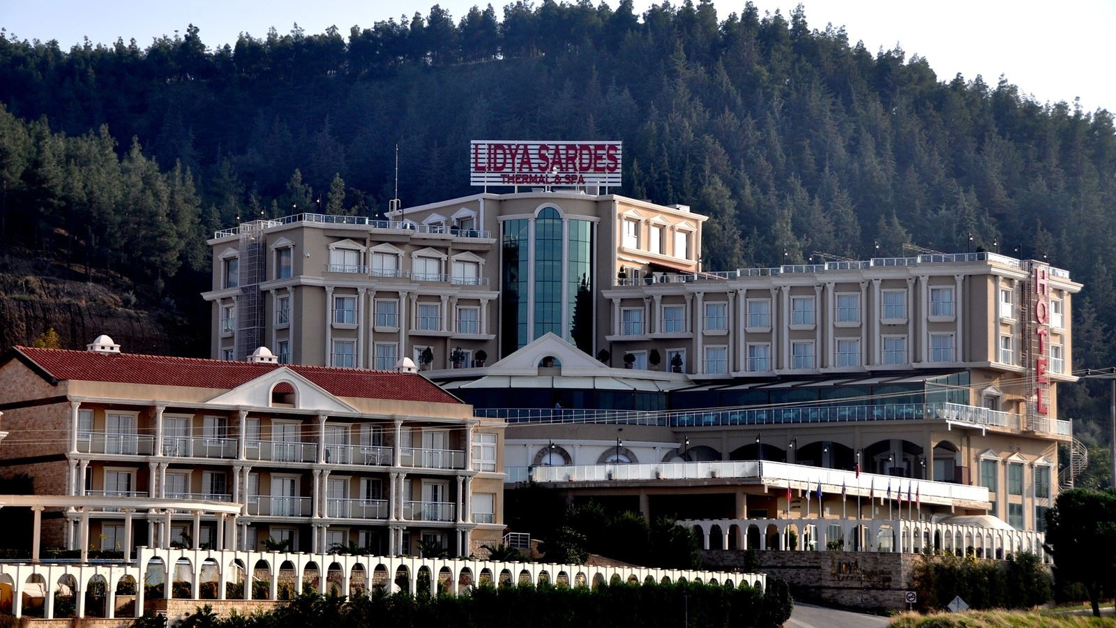 general-main-building