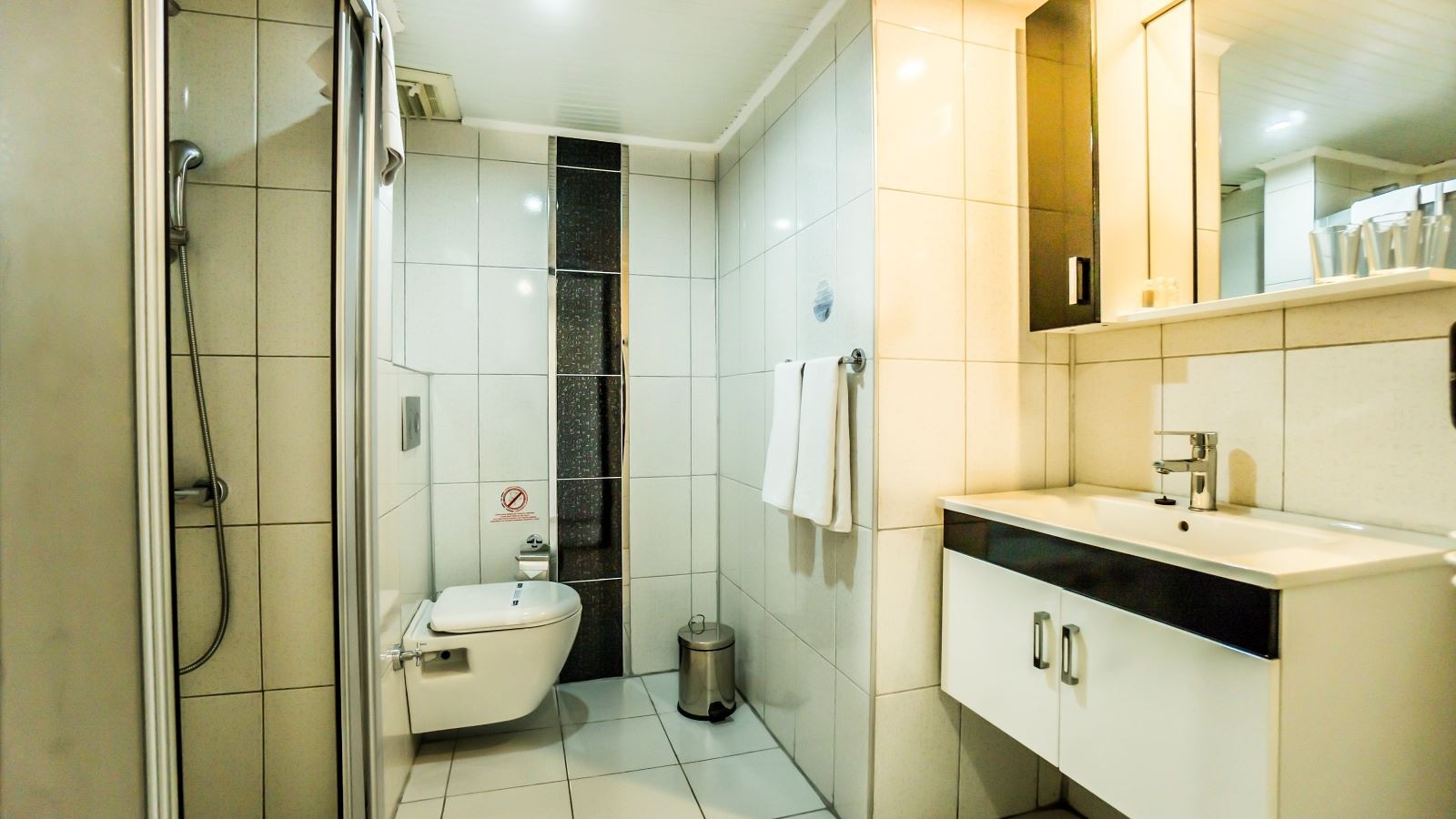 rooms-family-room