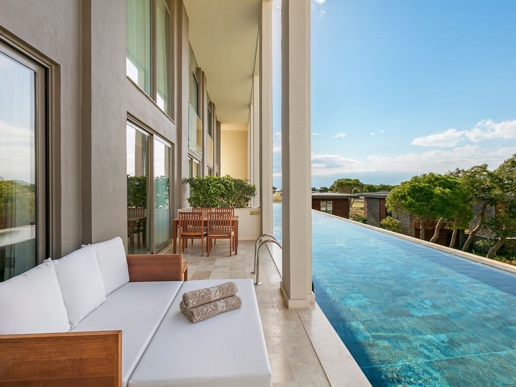 rooms-grand-dublex-swimup