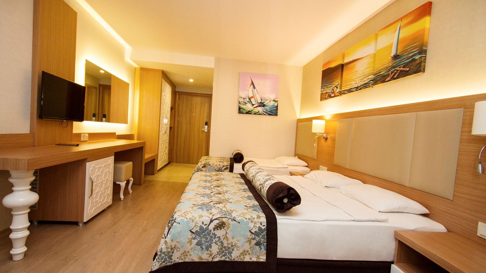 rooms-standard-room