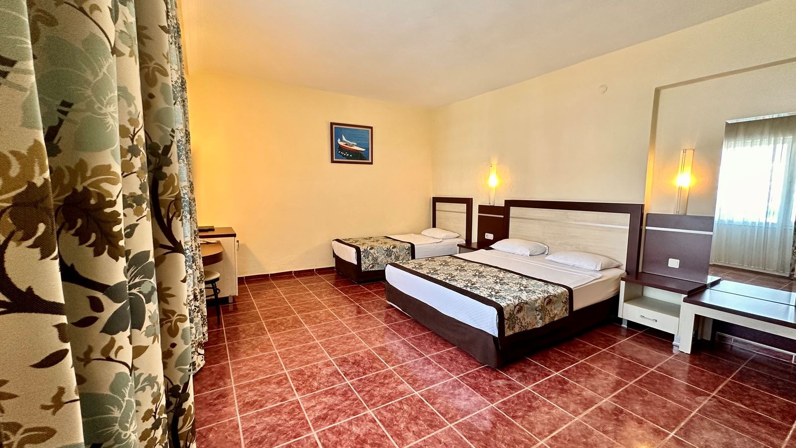 rooms-standard-room