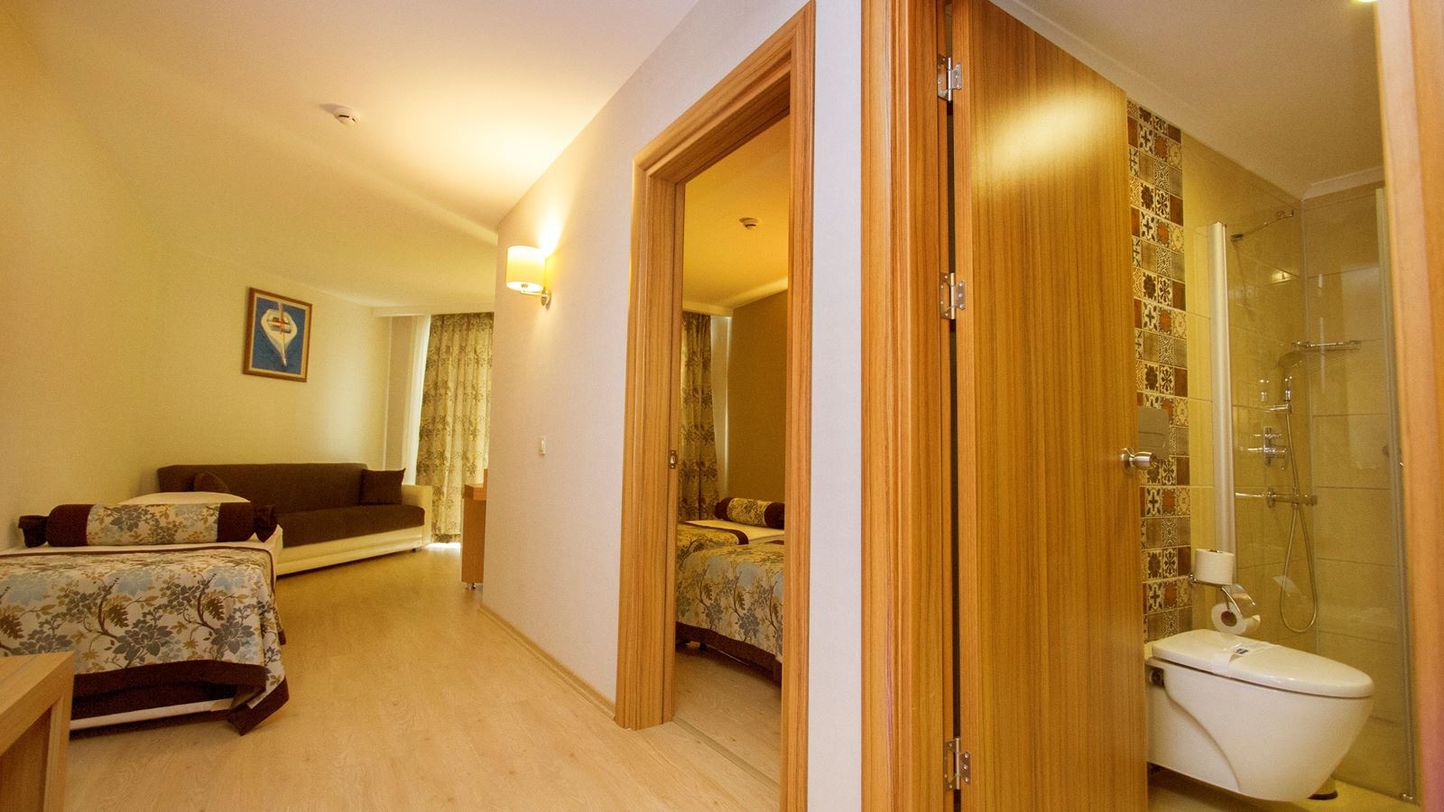 rooms-family-room