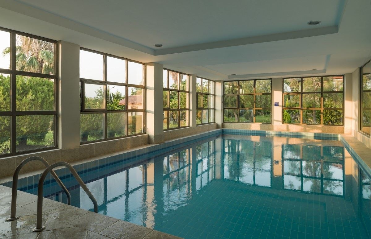 pools-indoor-pool