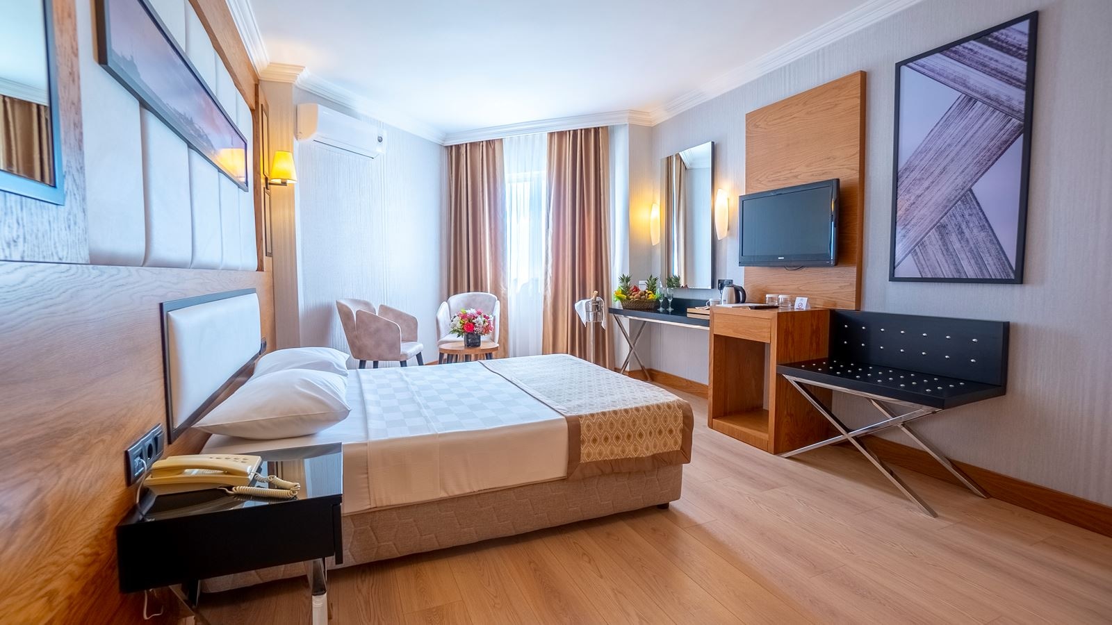 rooms-family-room