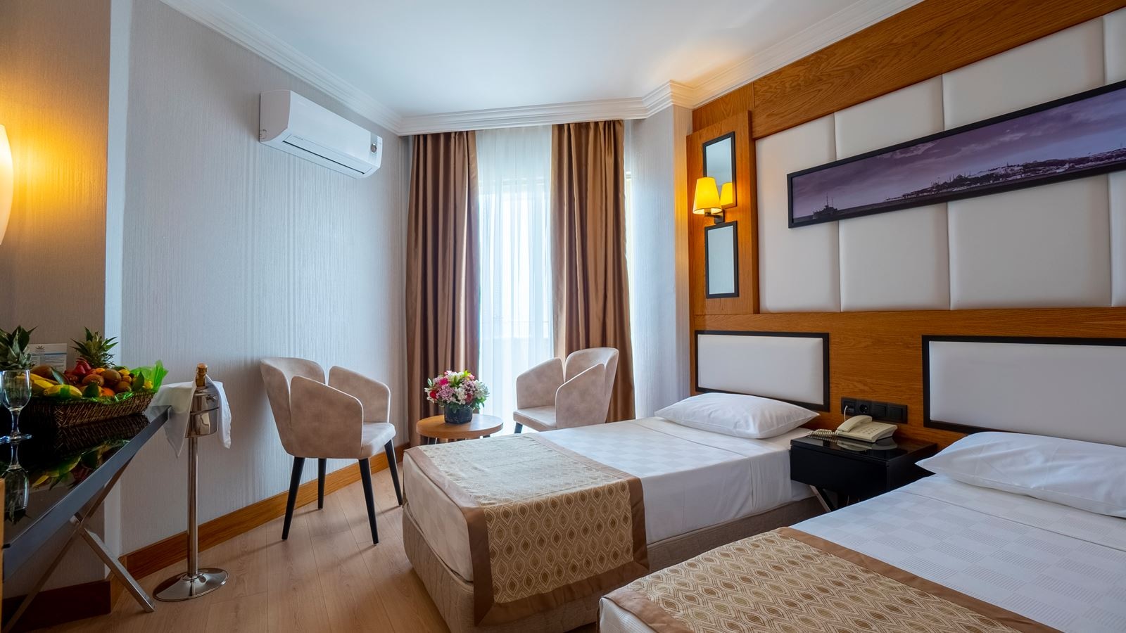 rooms-family-room