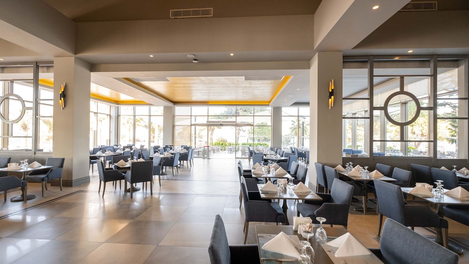 restaurants-main-restaurant