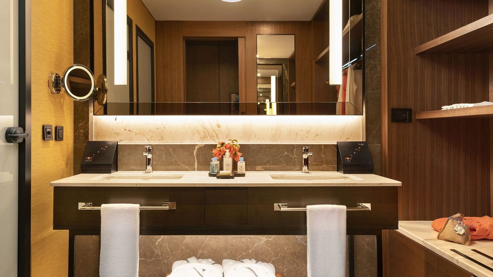 rooms-family-corner-suitterrace