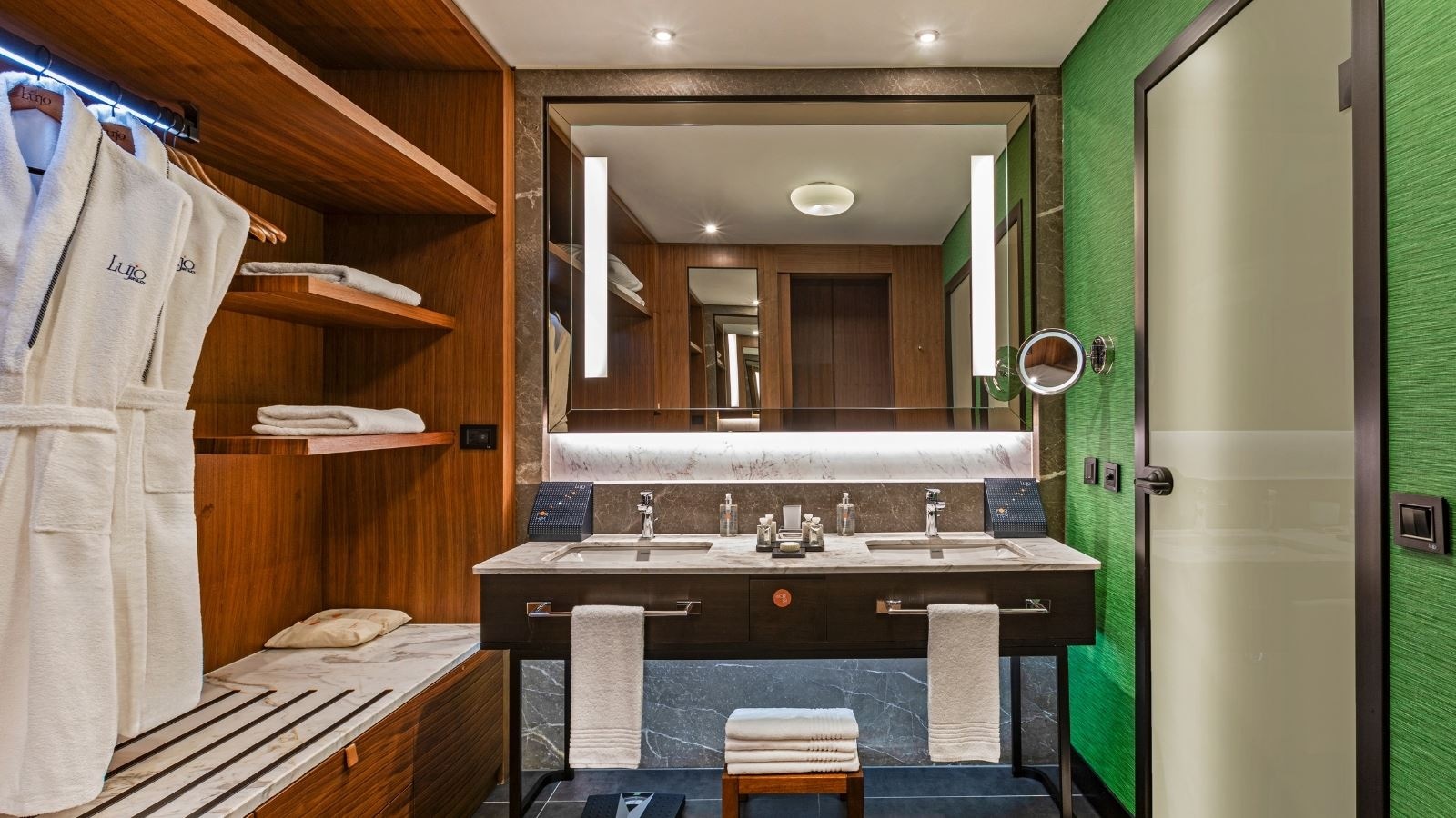 rooms-superior-room-sea-view