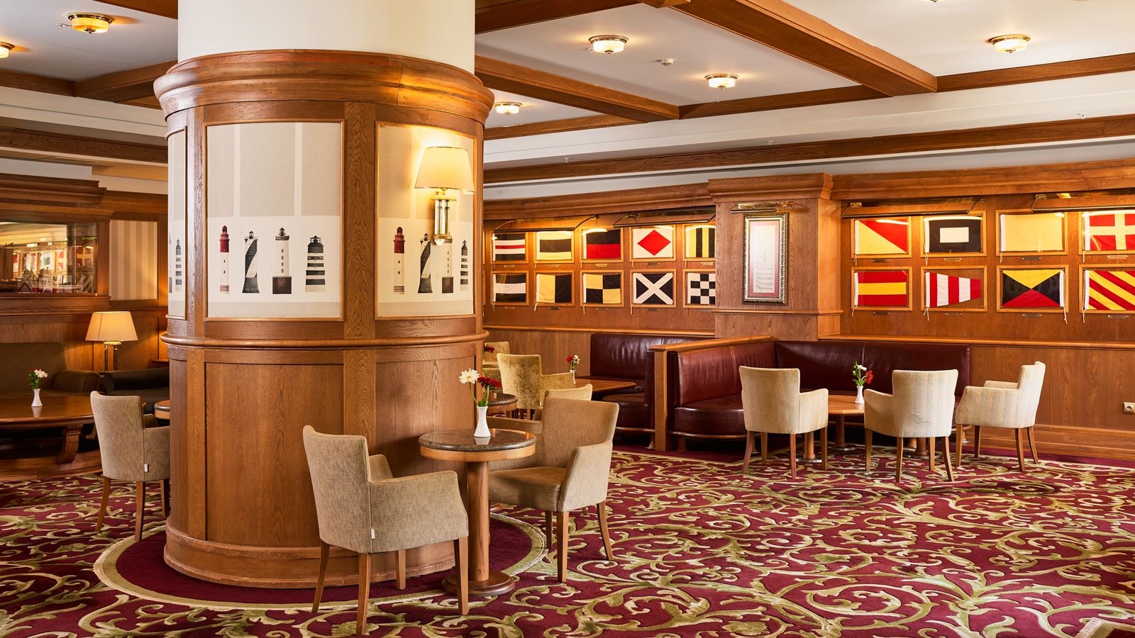 bars-lobby
