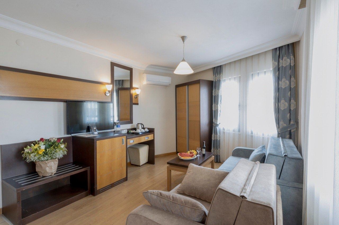 rooms-family-room