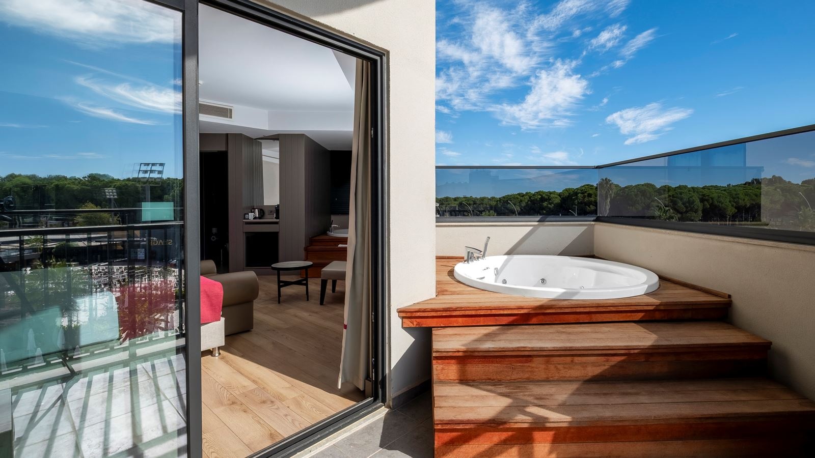 rooms-king-suite