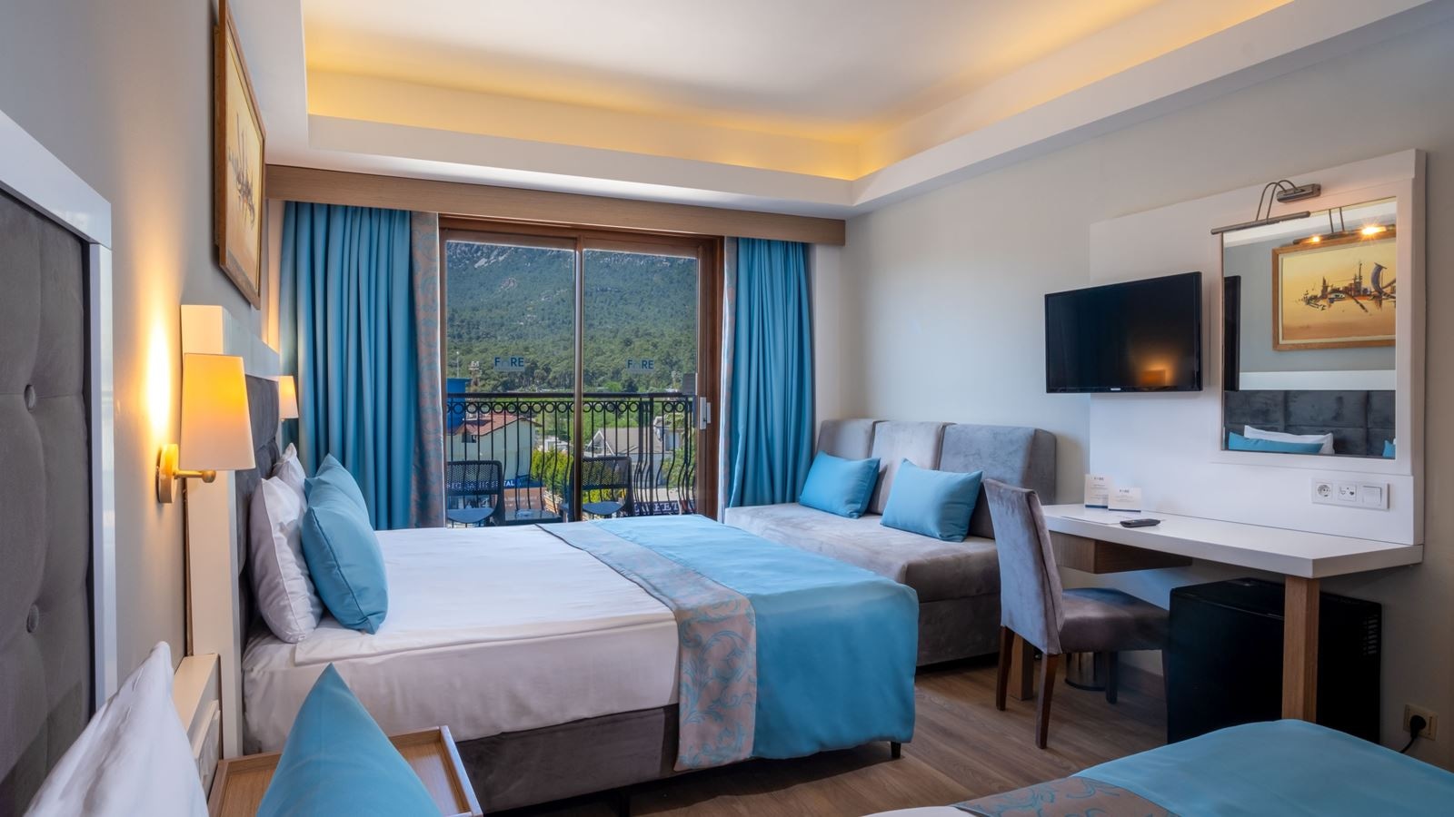 rooms-family-room