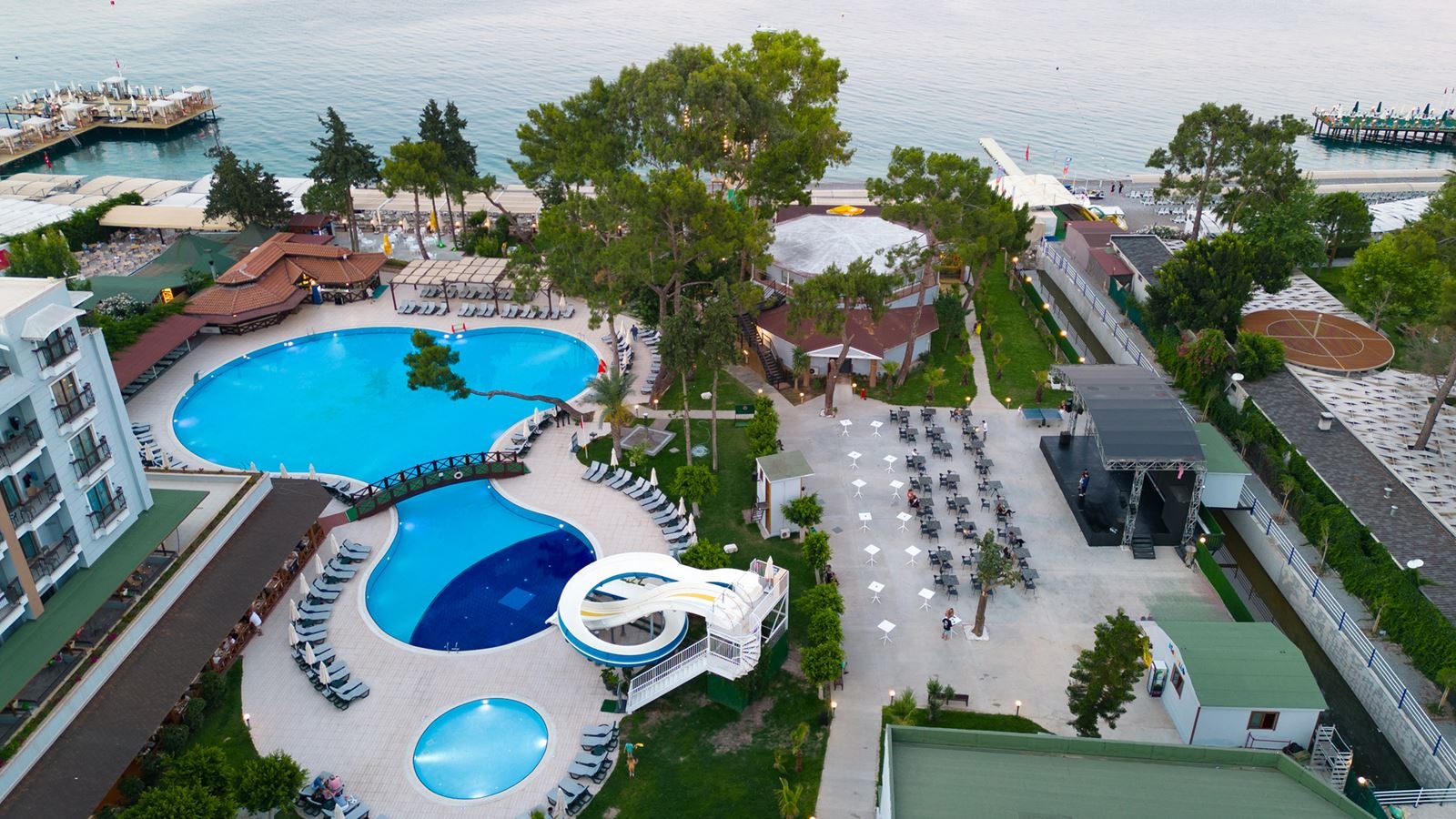 pools-outdoor-pool