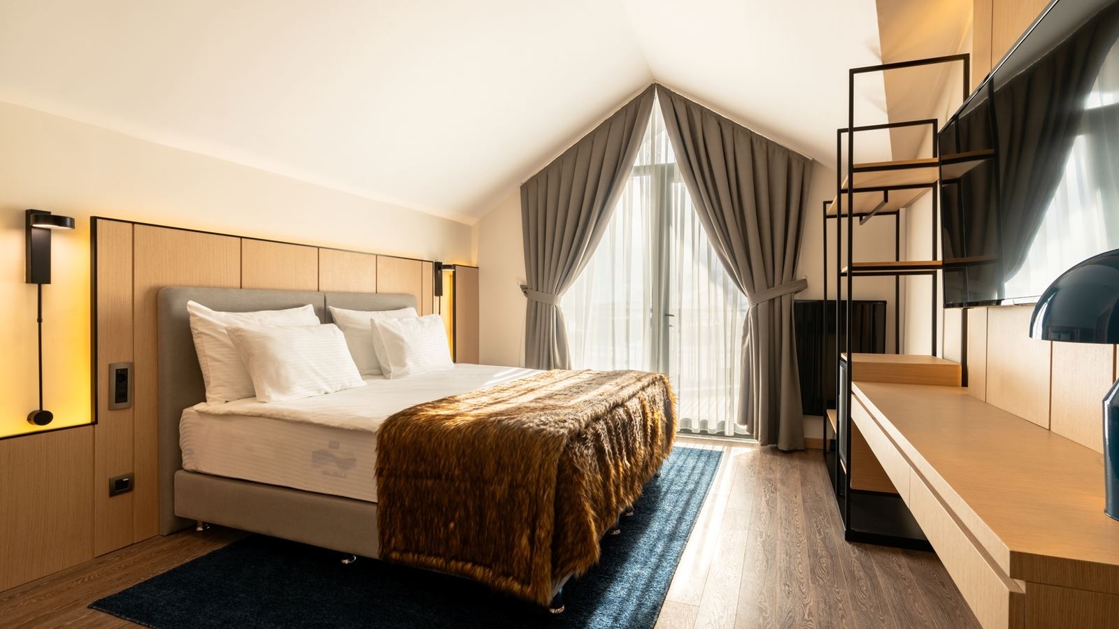 rooms-deluxe-family
