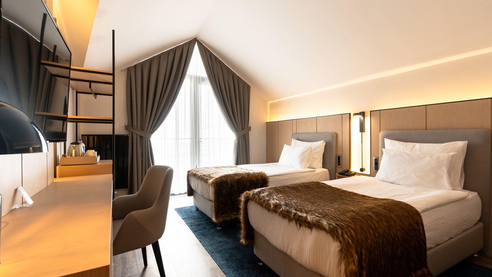 rooms-deluxe-family