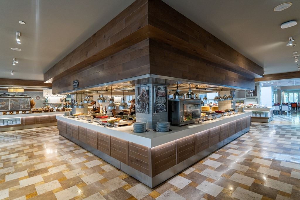 restaurants-zestful-bazaar-main-restaurant