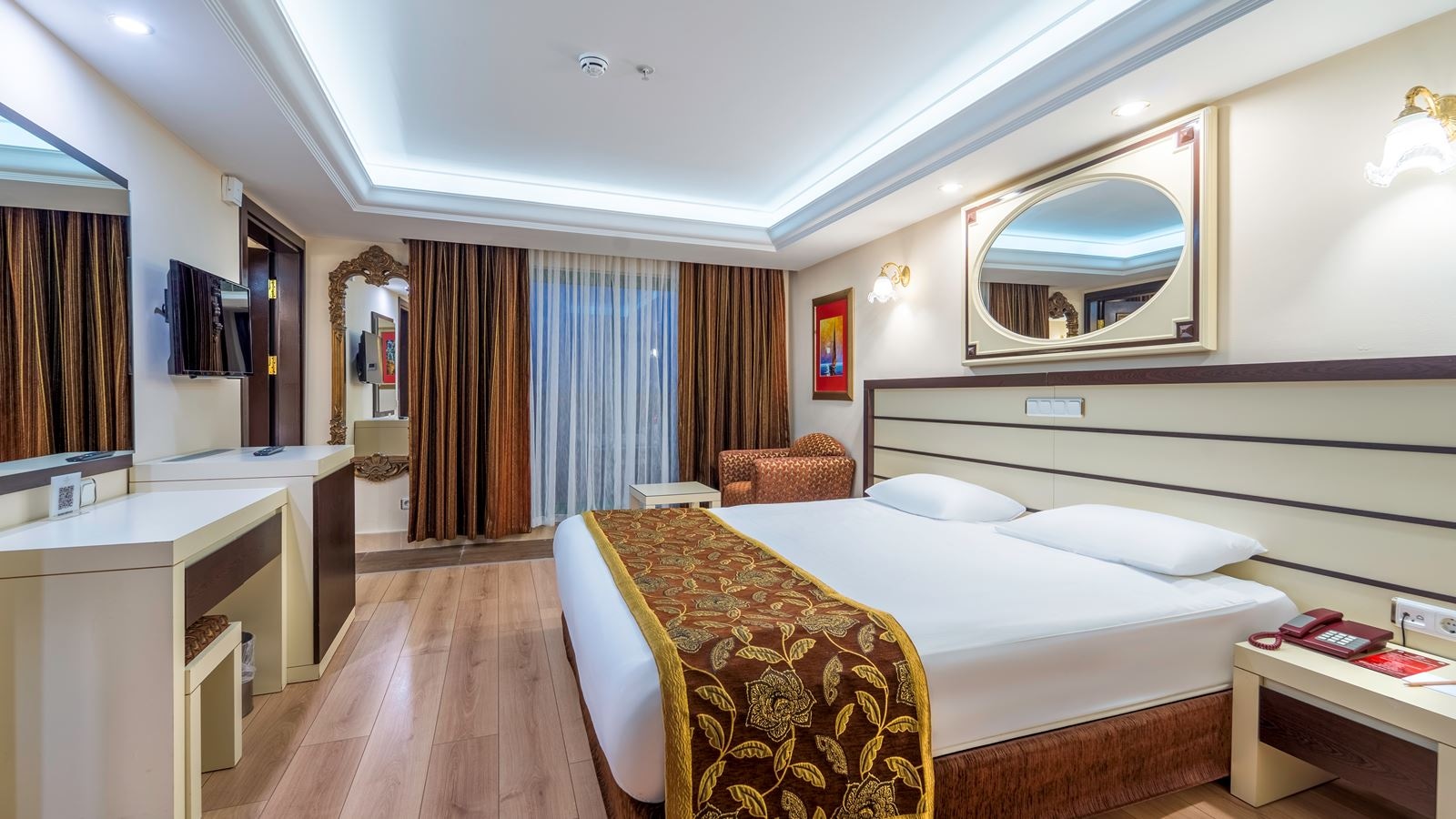 rooms-park-family-room