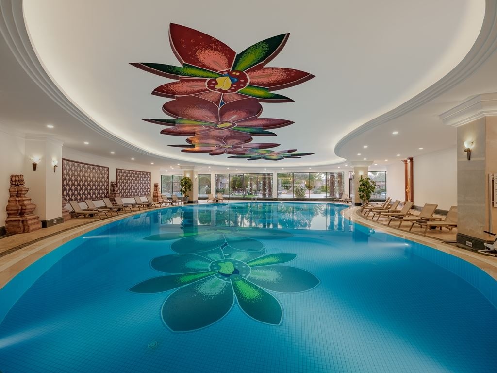 pools-indoor-pool