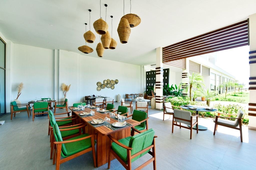 restaurants-noor-modern-middle-east