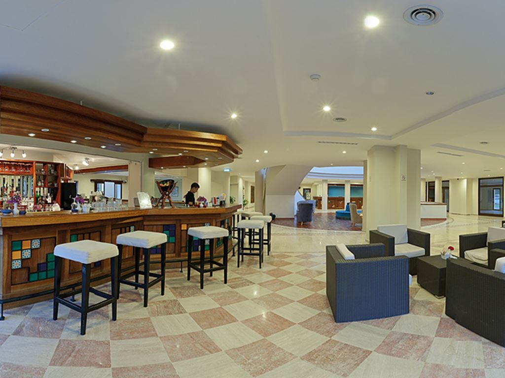 bars-lobby-bar