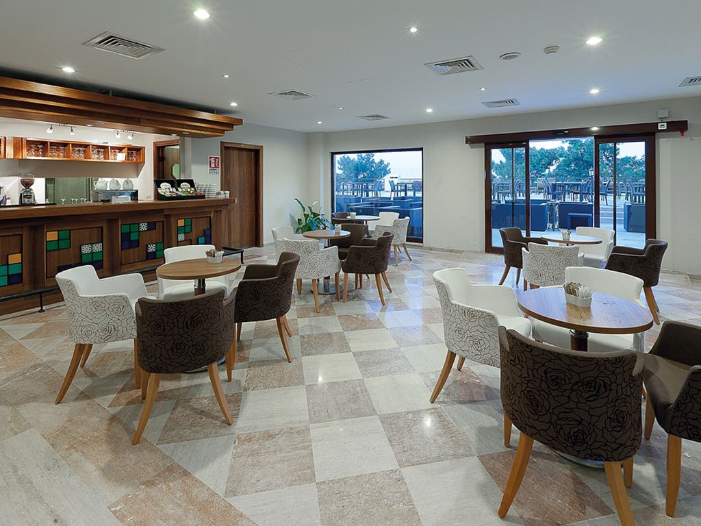 bars-lobby-bar