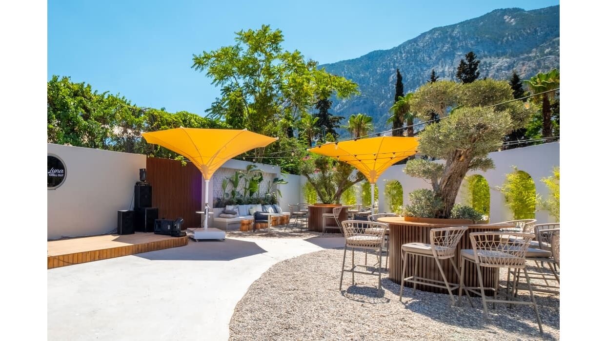 bars-beach-bar