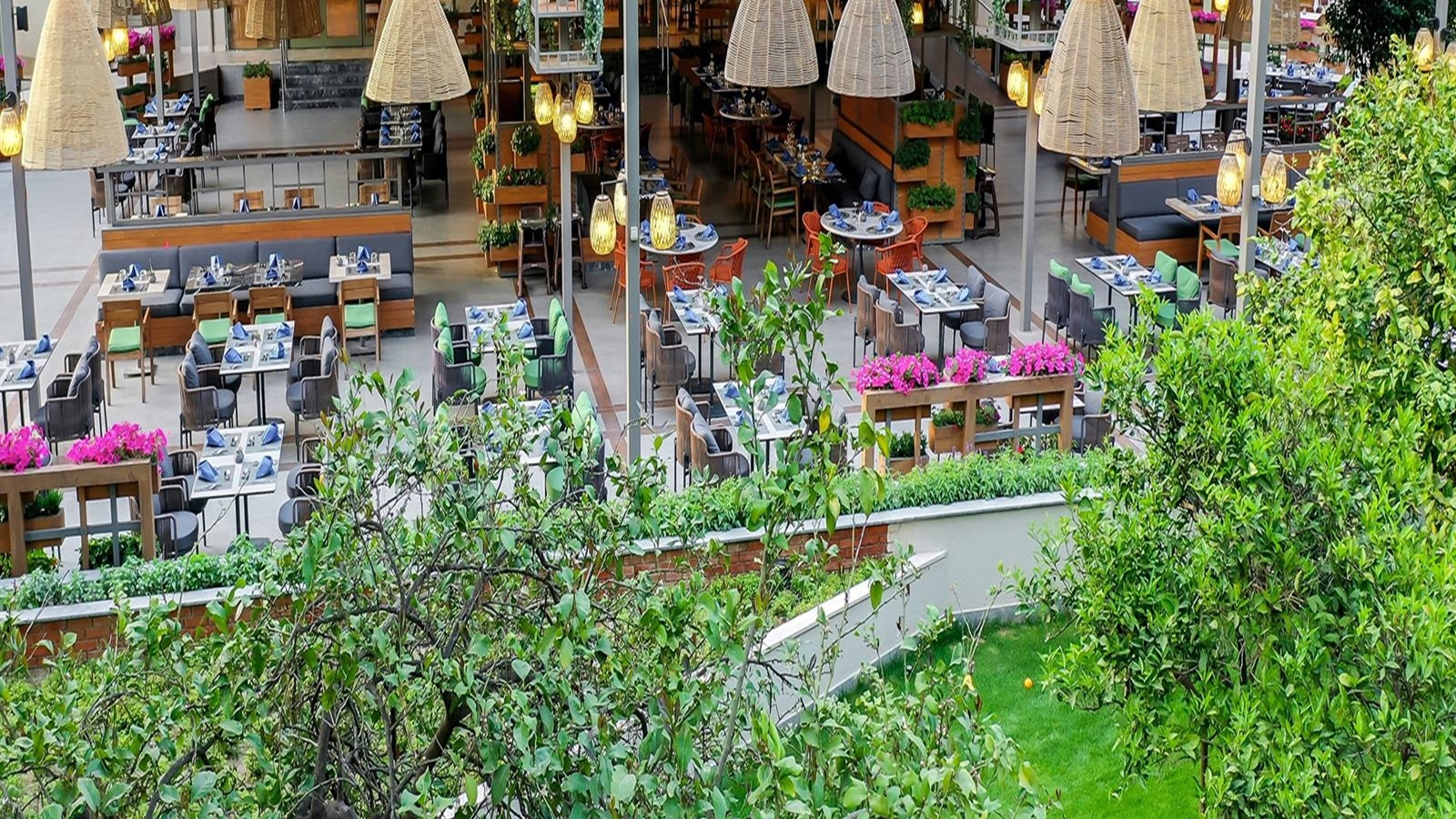 restaurants-palm-restaurant