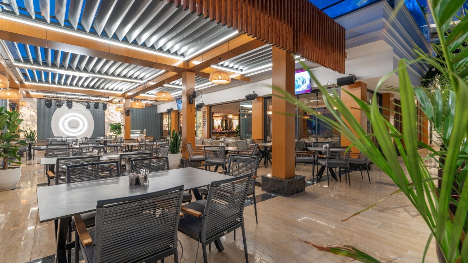 restaurants-ana-restaurant