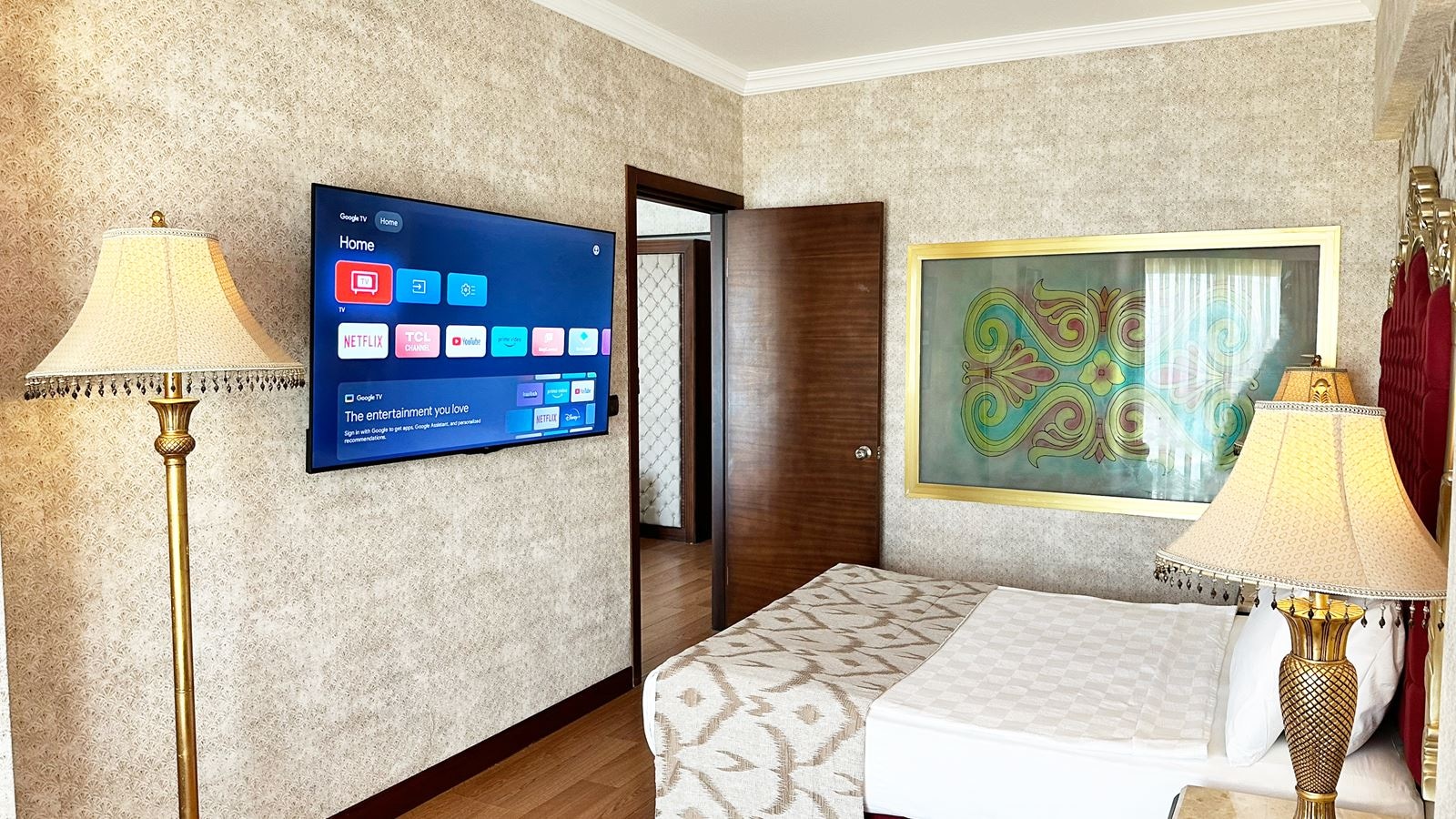 rooms-marin-family-room