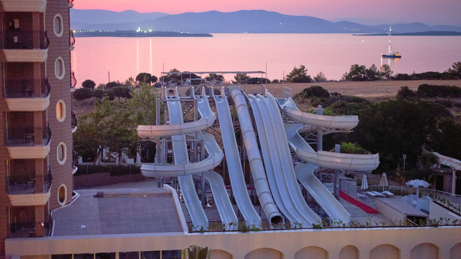 water-park-water-park