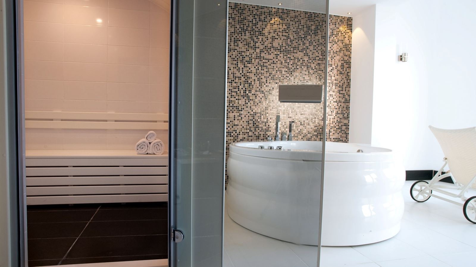 rooms-king-suite