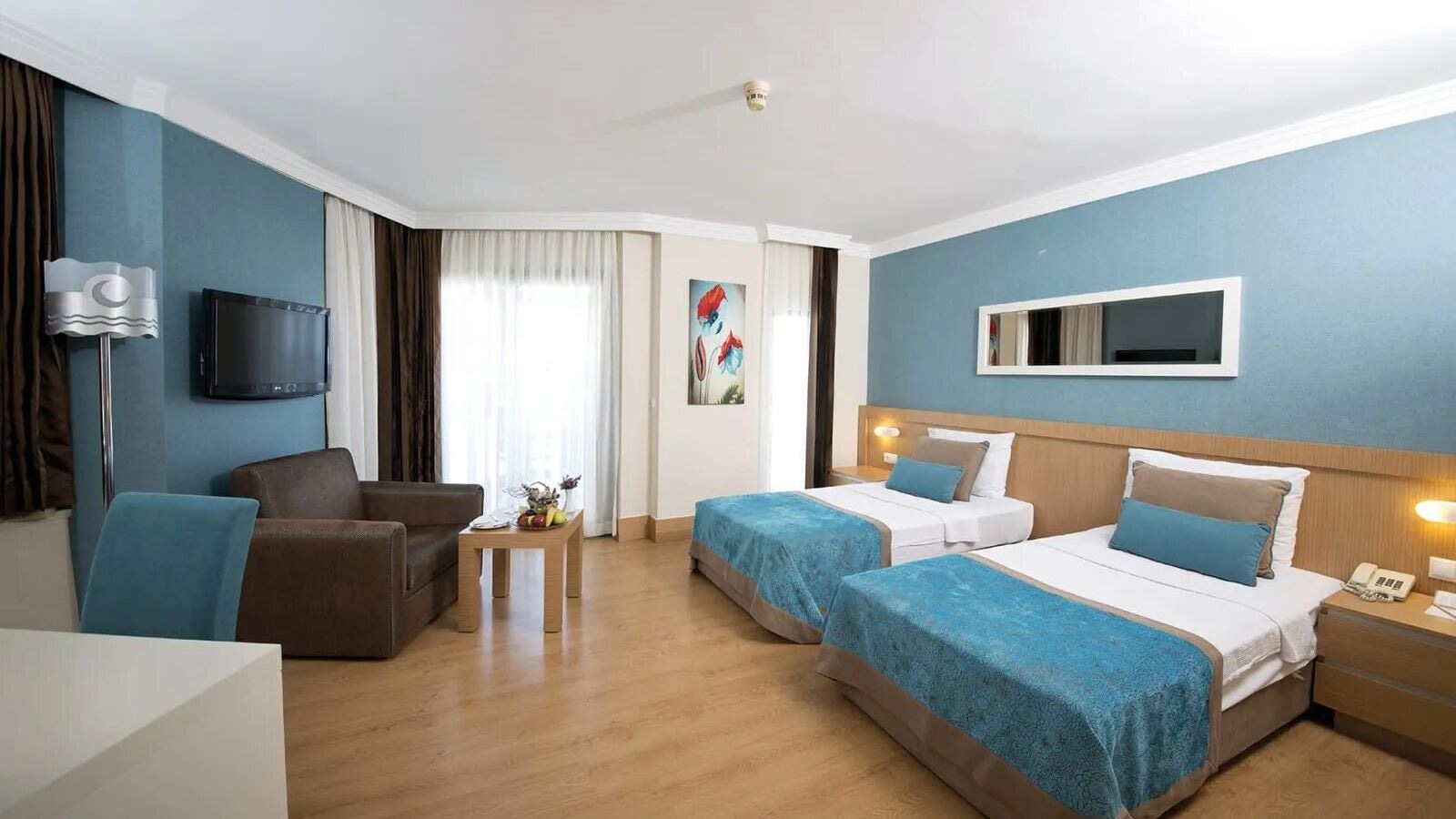 rooms-standard-garden-side