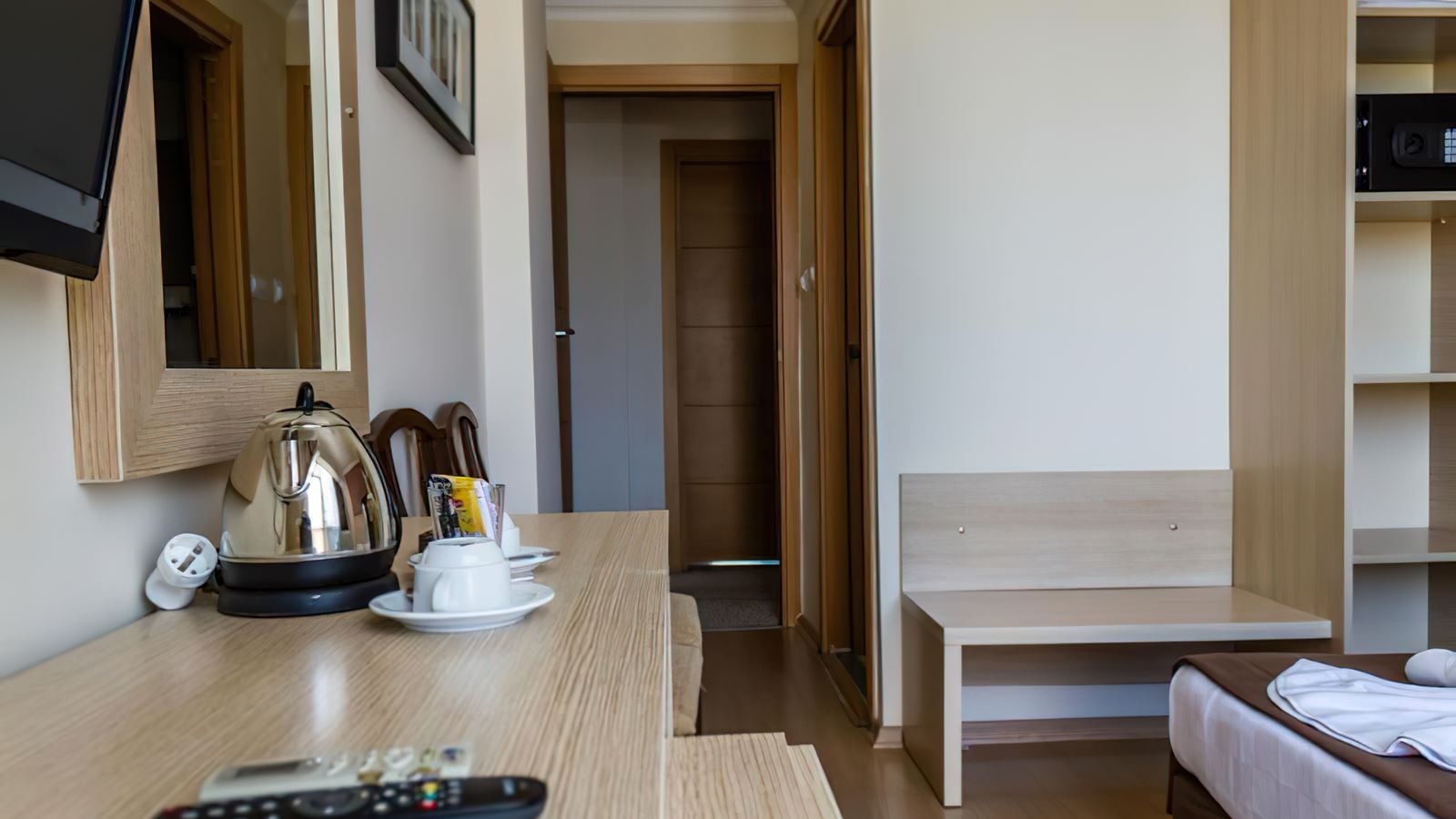 rooms-standard-room