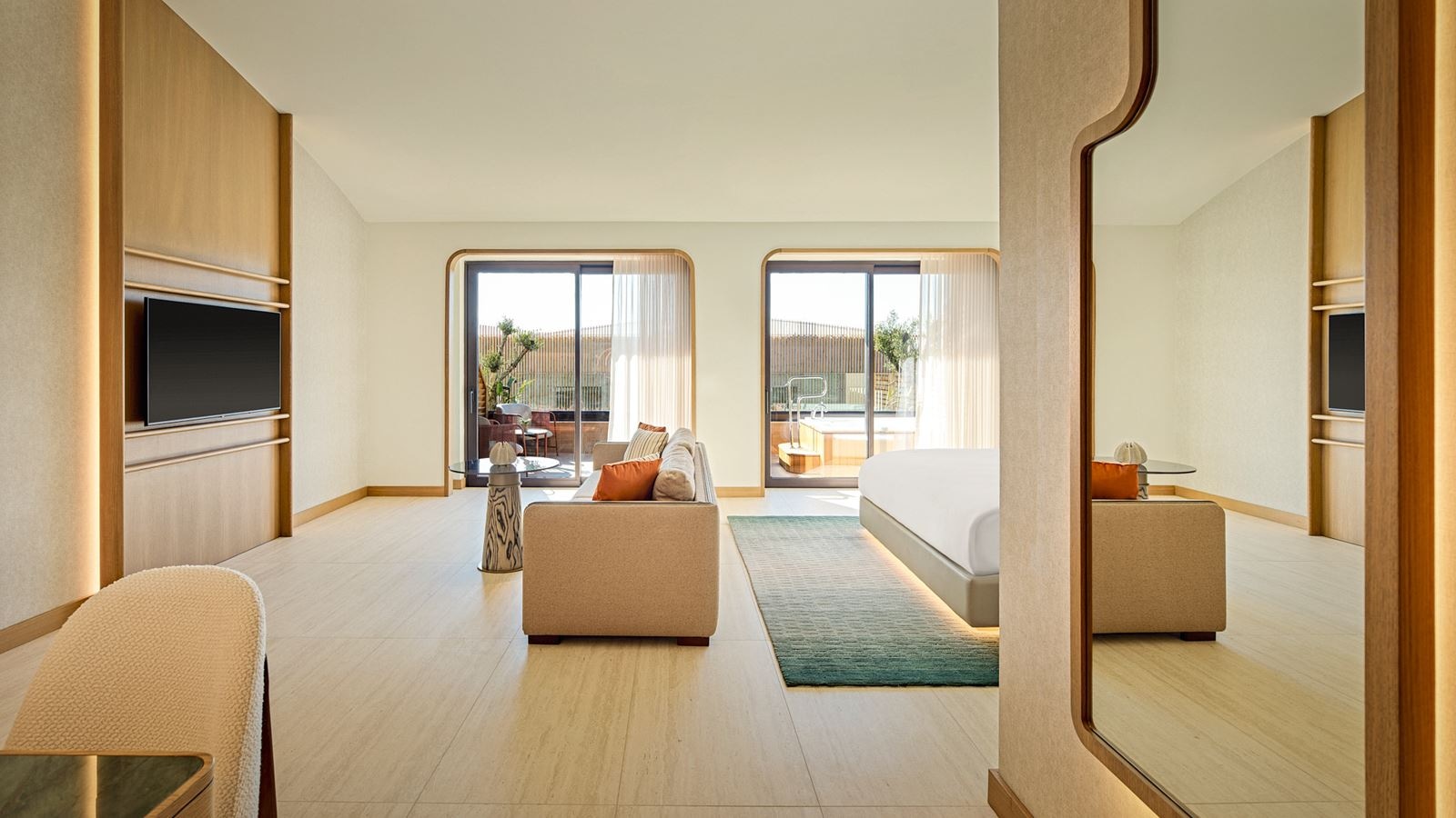 rooms-club-jacuzzi-suite-adult-zone