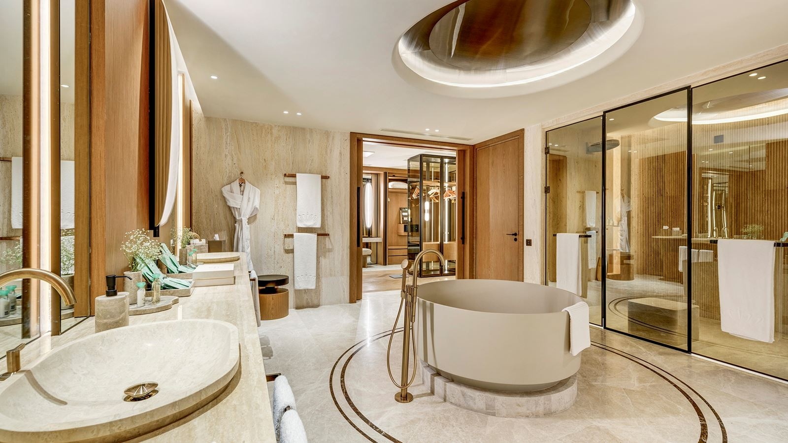 rooms-crown-signature-suite