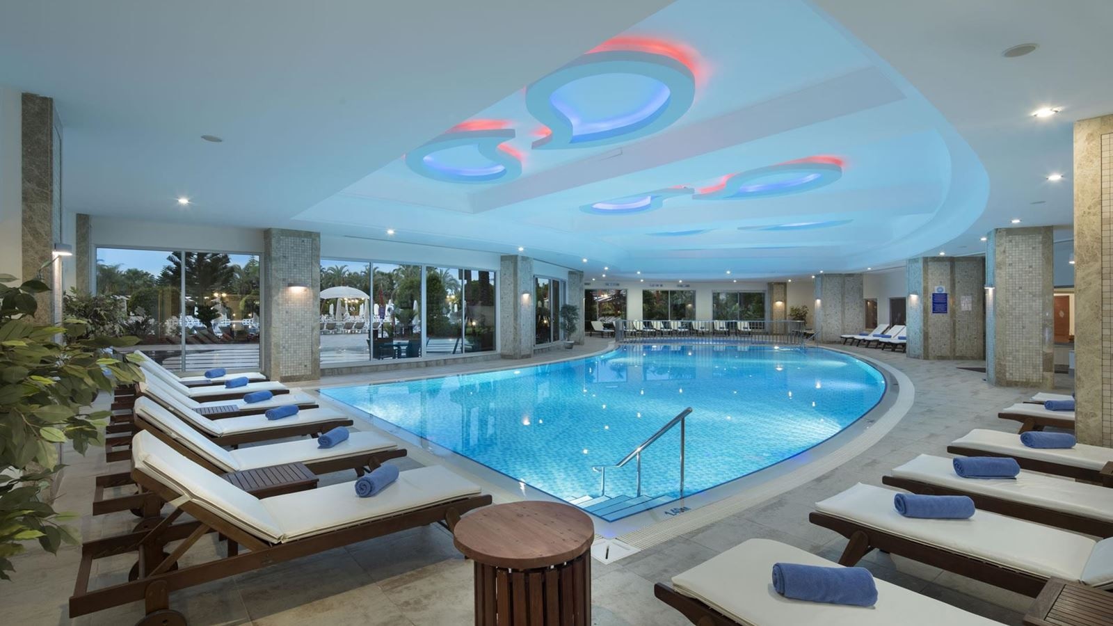 pools-indoor-pool