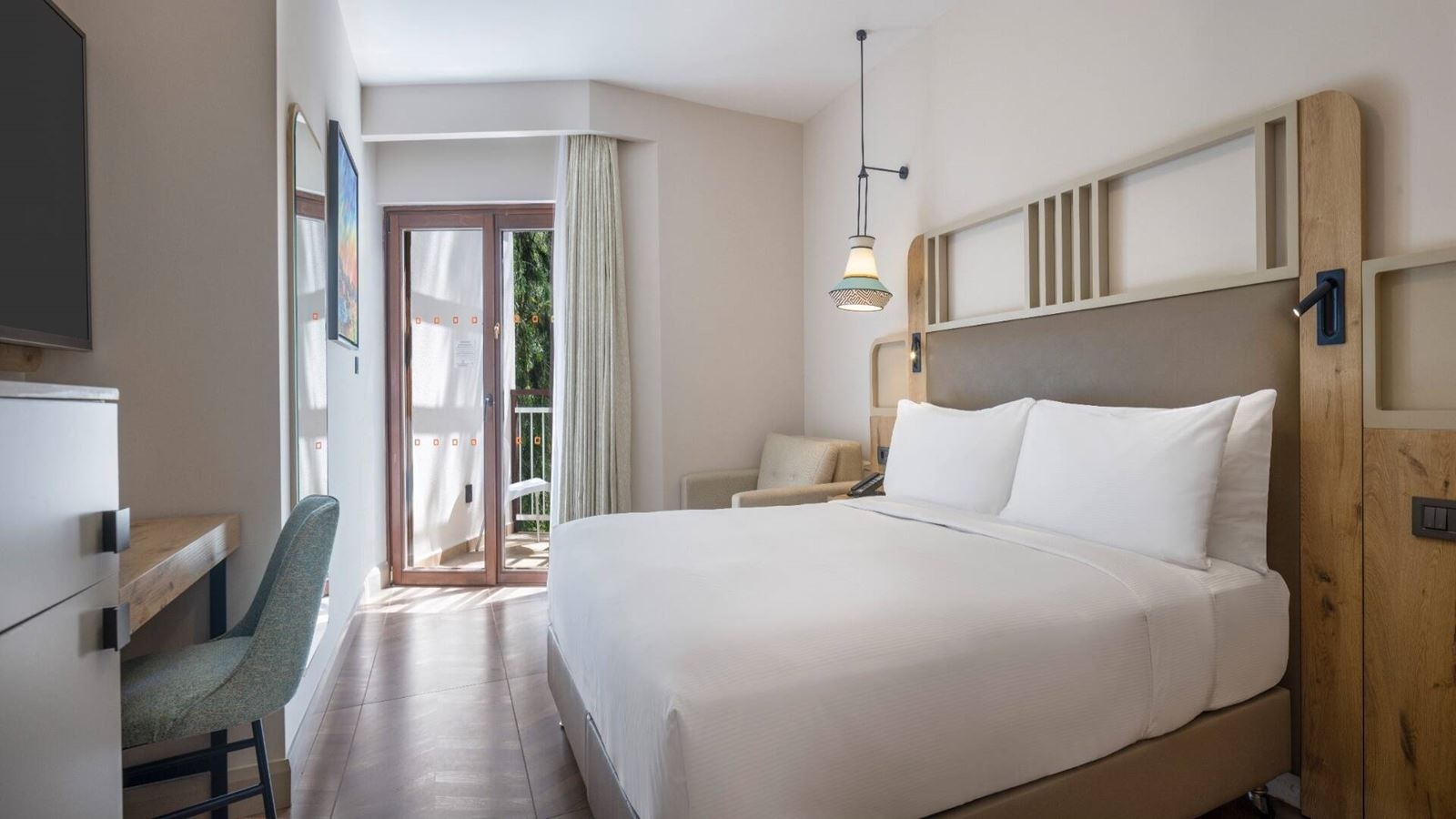 rooms-superior-room