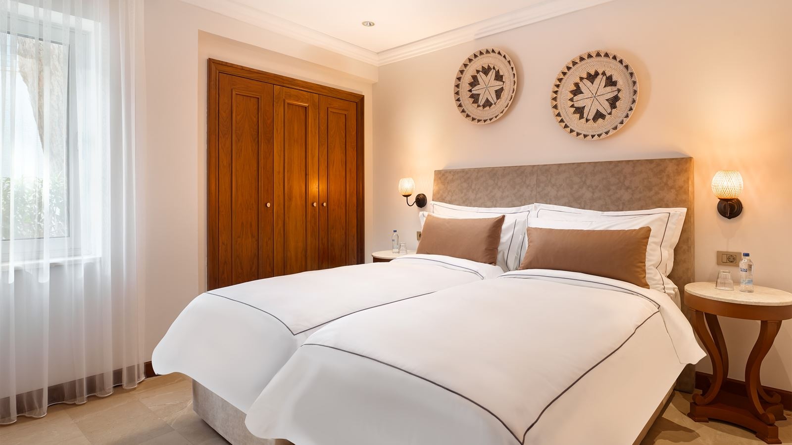 rooms-suite-superior