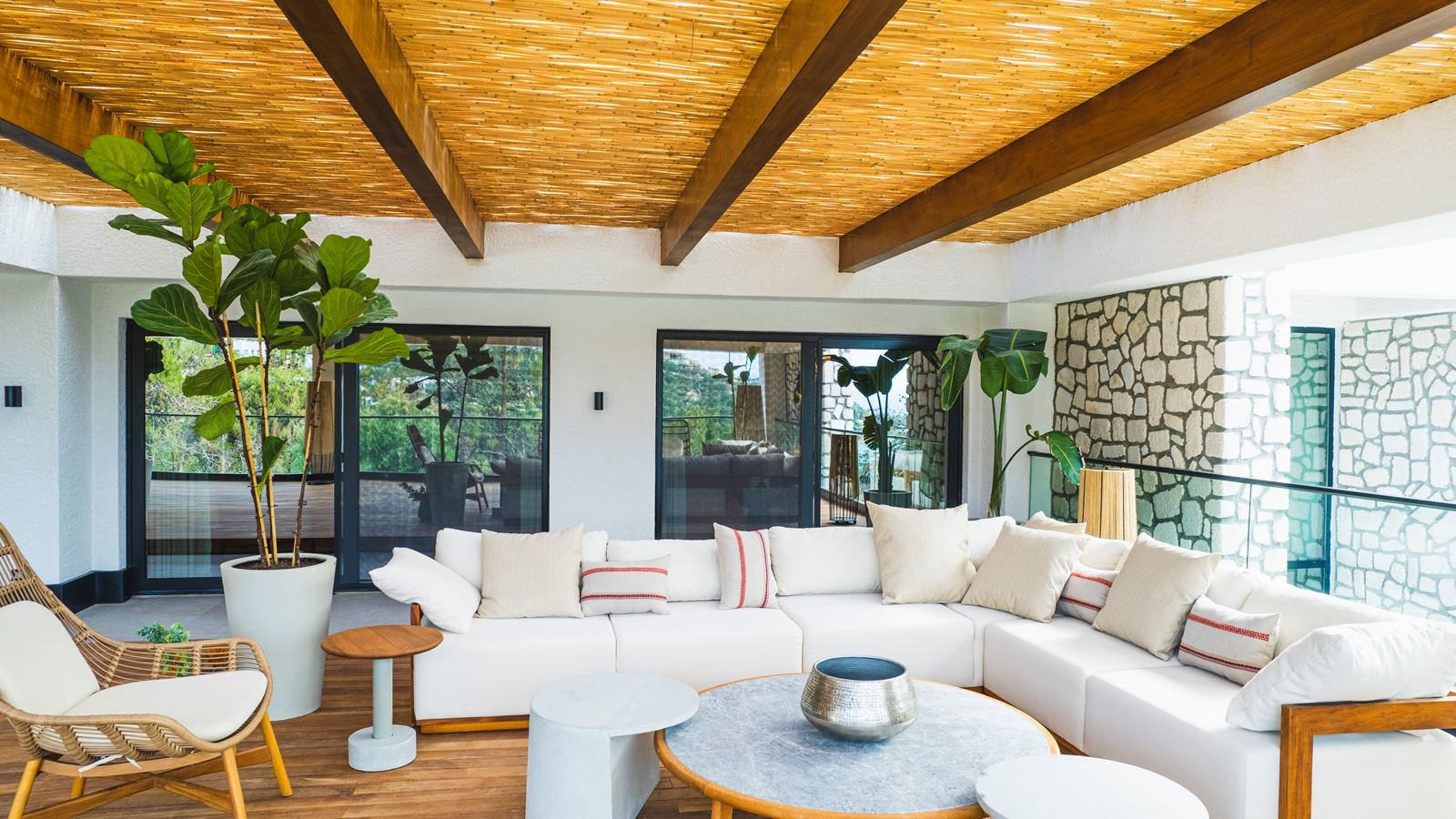 rooms-presidential-villa