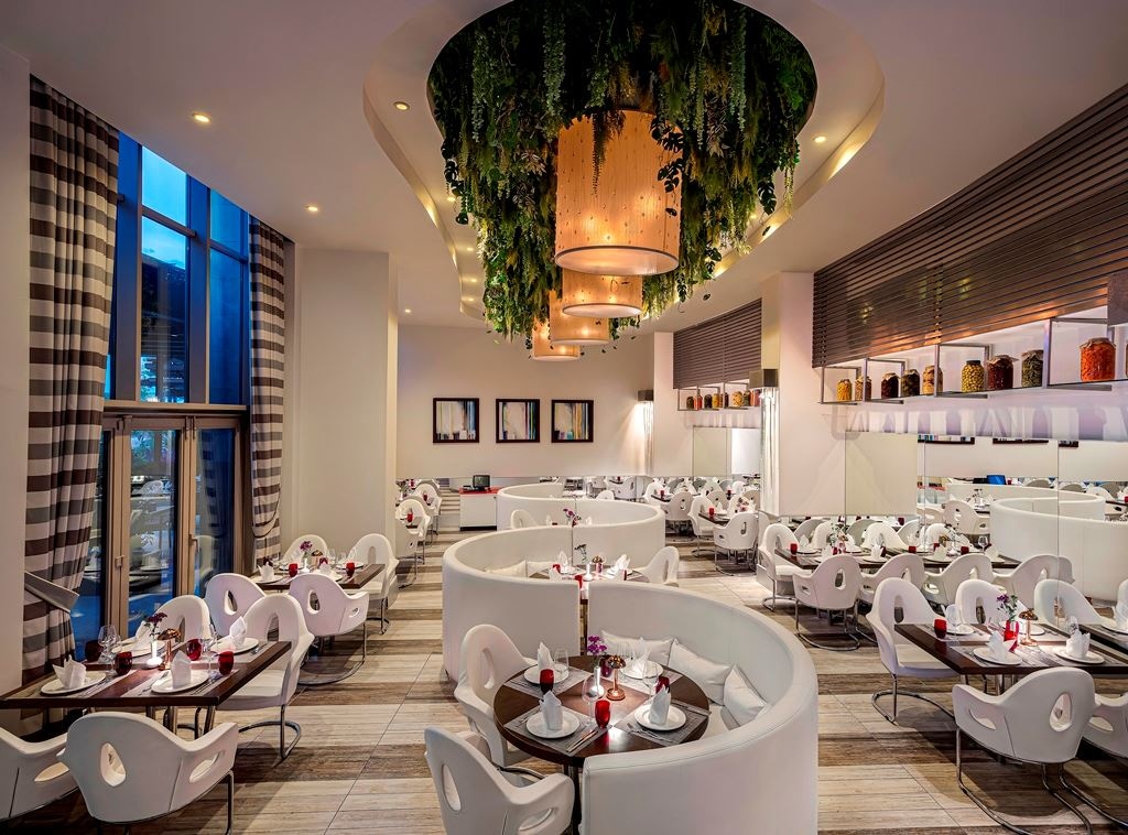 restaurants-serafina