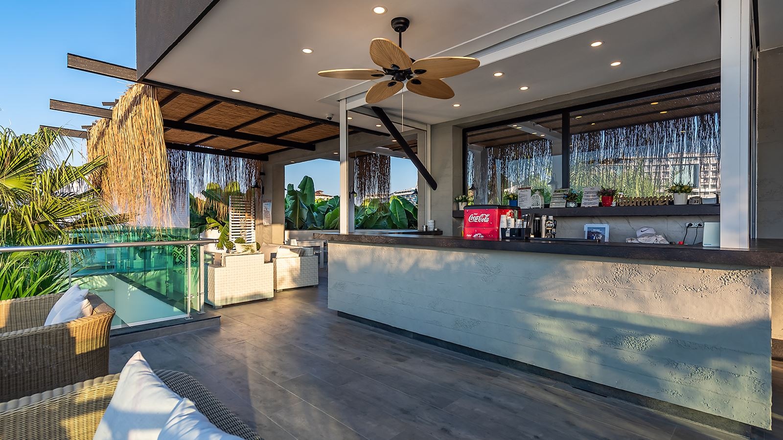 bars-beach-bar