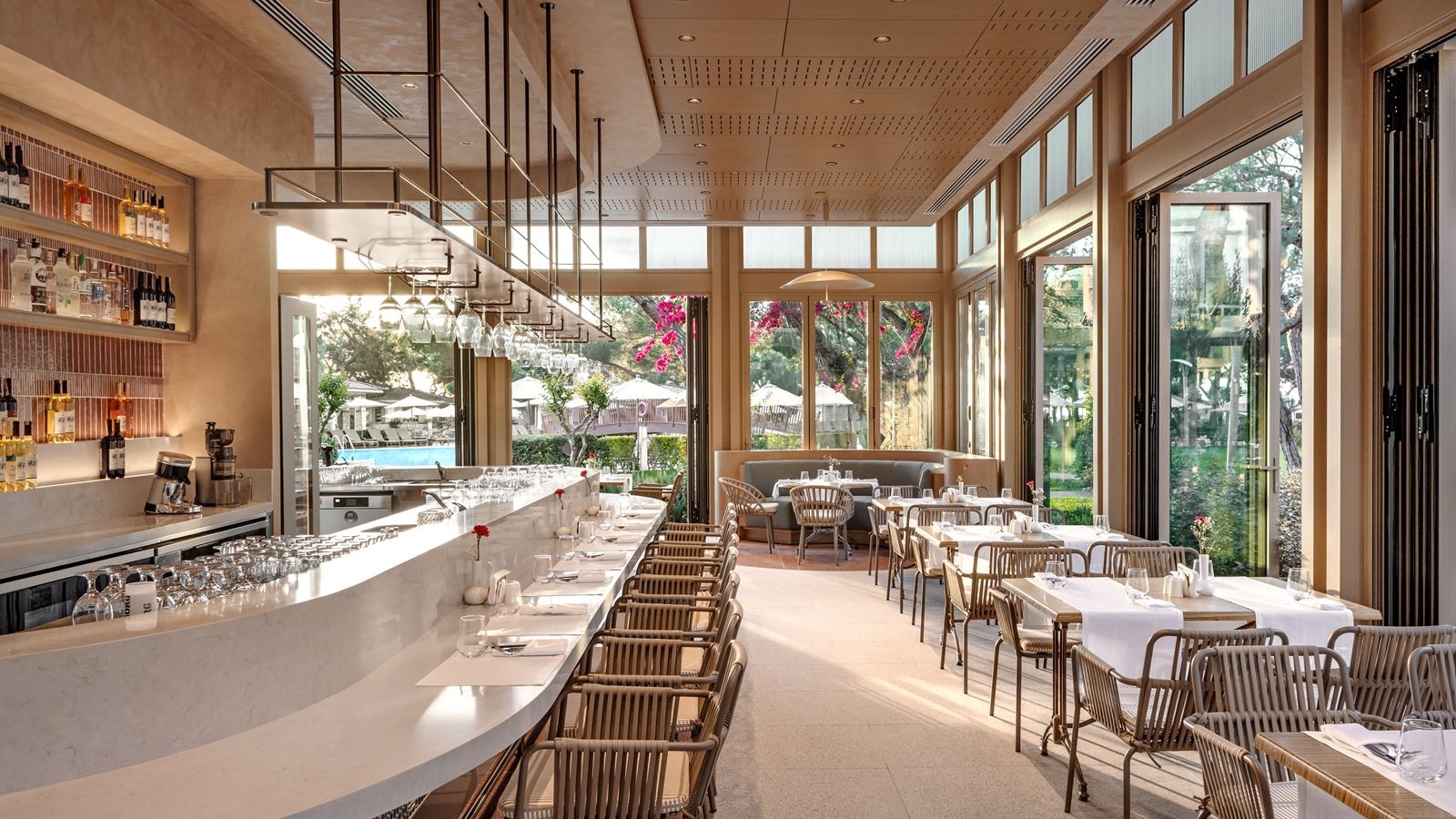 restaurants-calida-restaurant